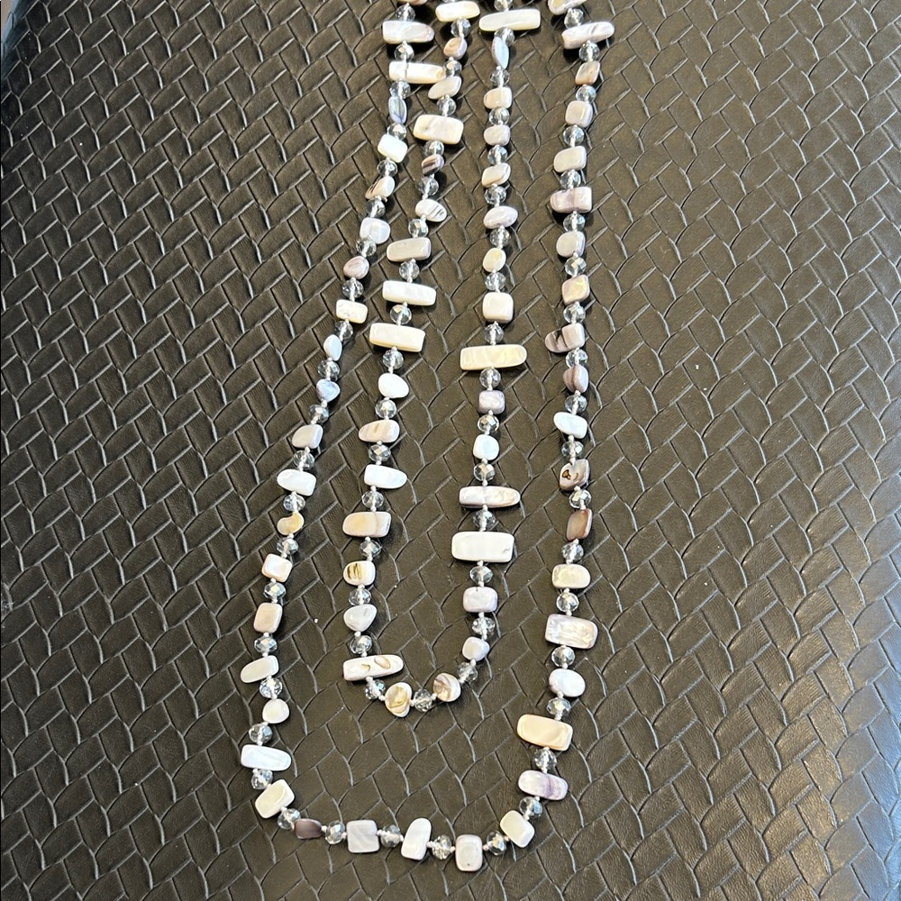 Elegant Multi-Color Mother of Pearl Beaded Necklace
